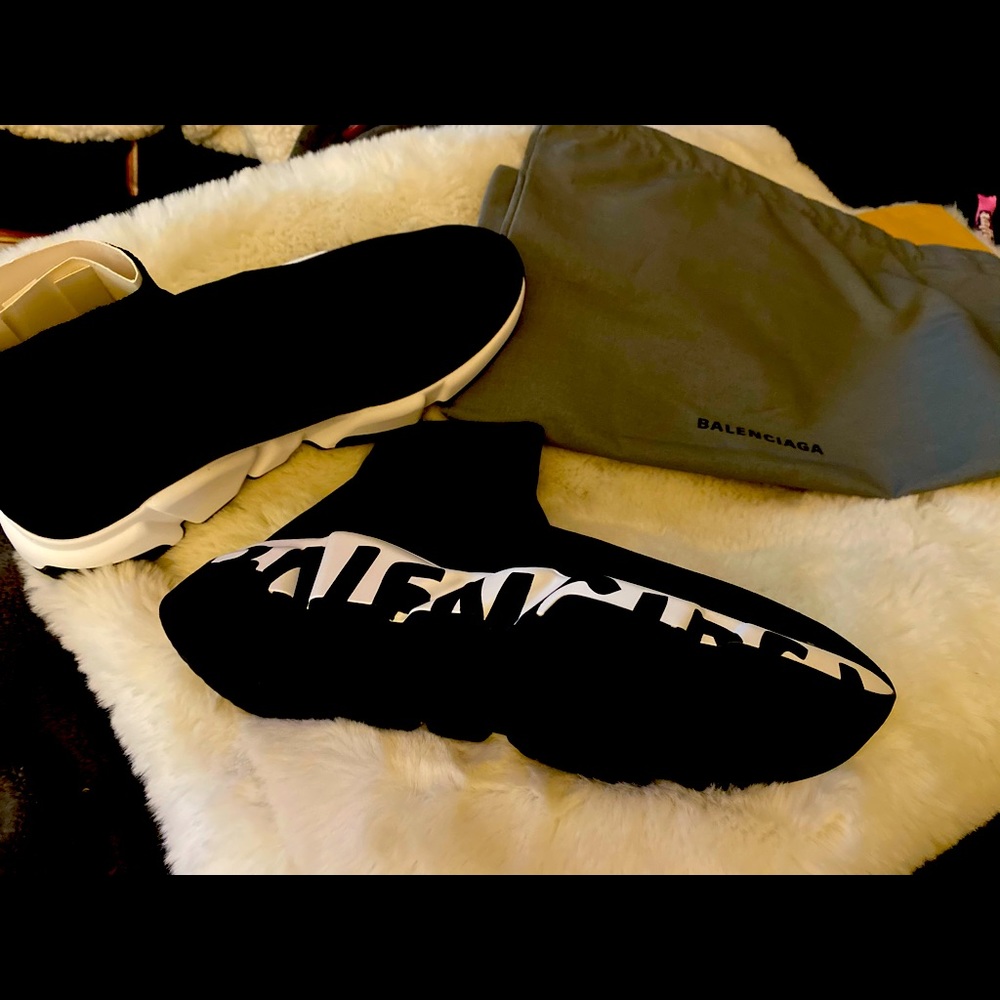 Balenciaga Graffiti Sneakers US SIZE 9